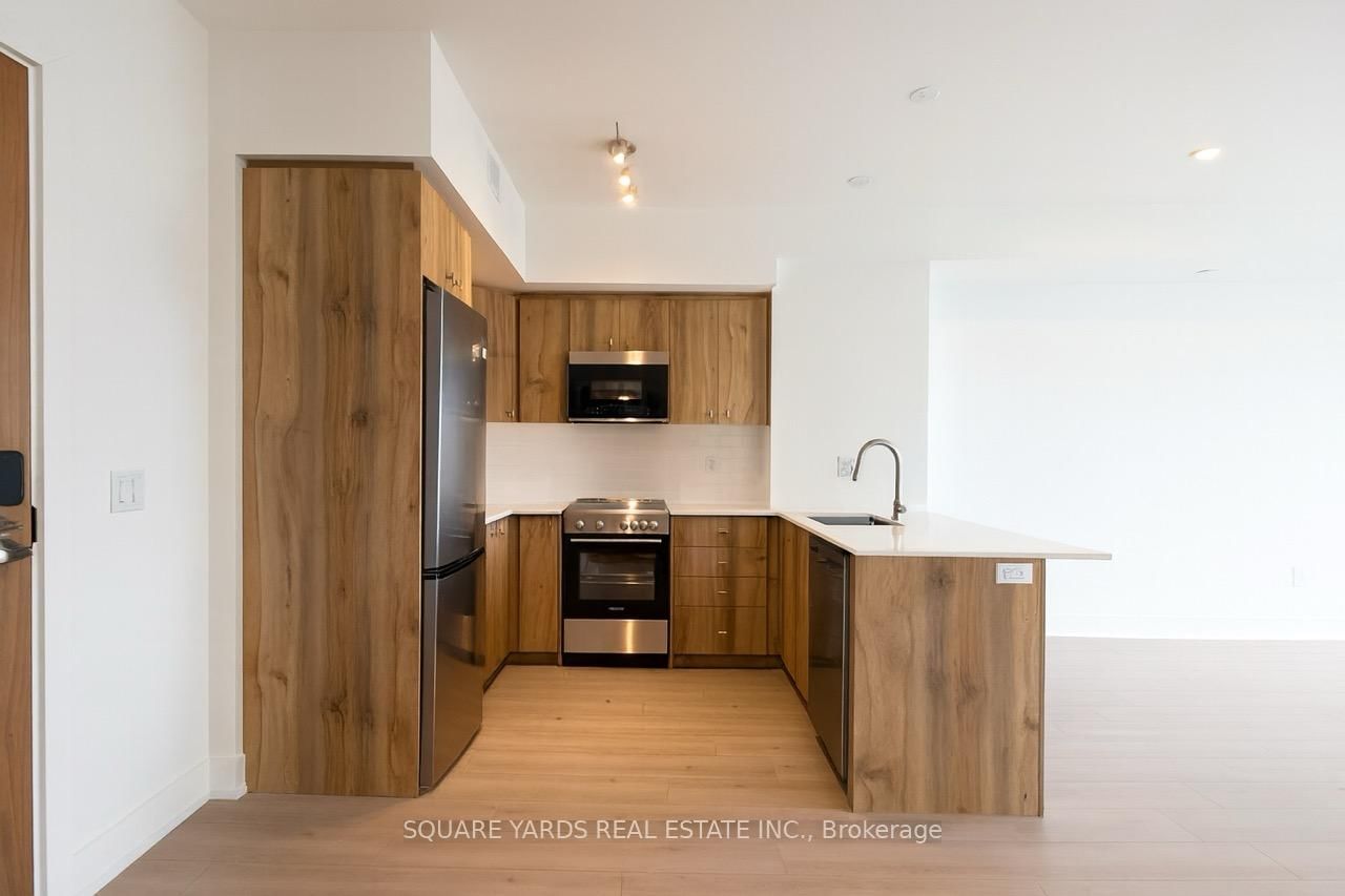 25 Wellington Street S, Unit 2711 - Photo 3