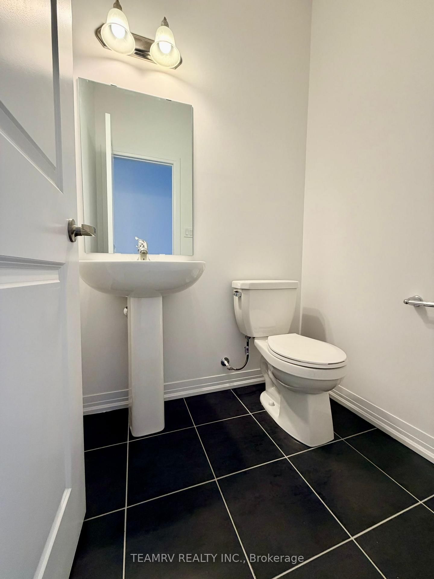 493 Jack Wilford Way - Photo 6