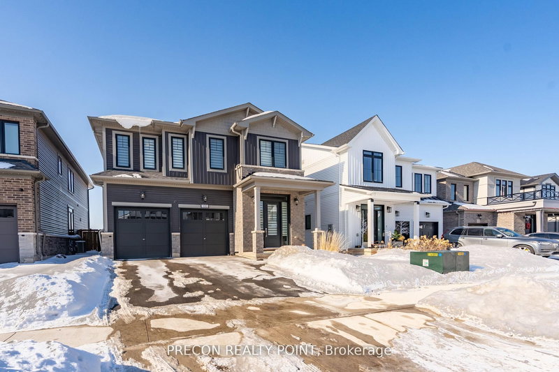 100 Starfire Cres, Hamilton, L8E 0K9 | Image 2