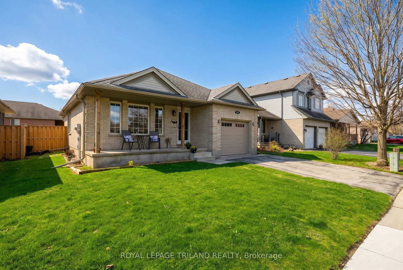 24 SIFTON Dr, St. Thomas, N5R 6C7 | Image 2