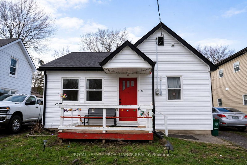 30 Strachan St, Belleville, K8P 1W8 | Image 3