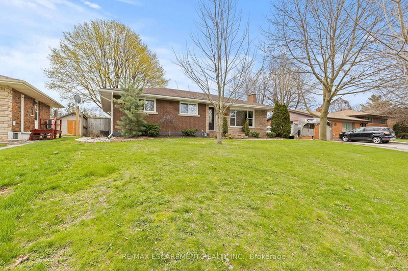 45 Driftwood Dr, Brantford, N3R 3K2 | Image 3