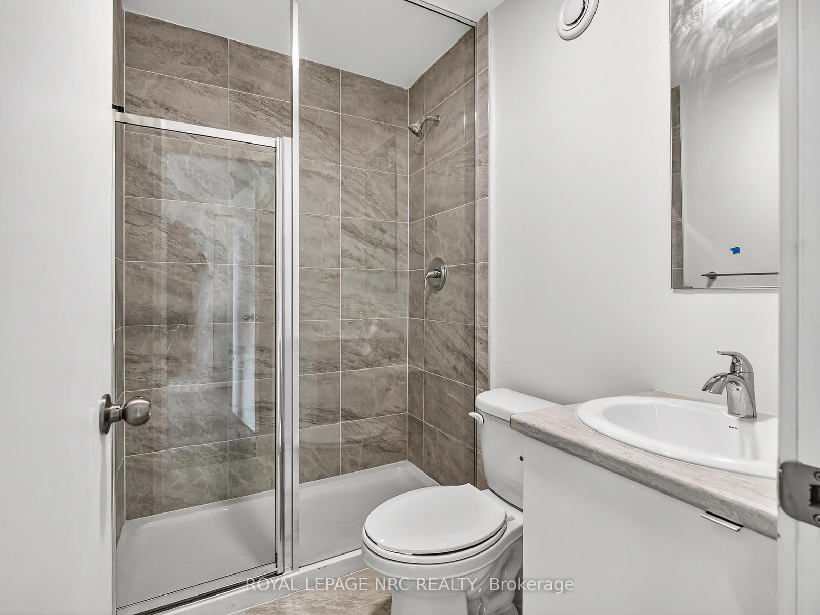 16 Melbourne Avenue, Unit 312B - Photo 12
