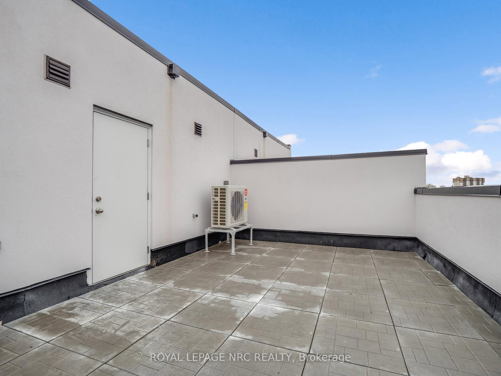 16 Melbourne Avenue, Unit 312B - Photo 17