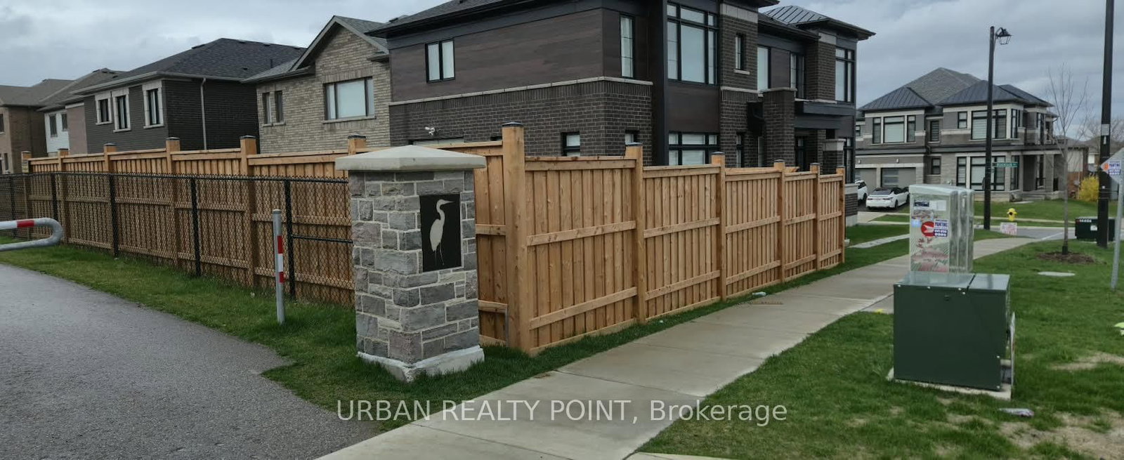 185 Blacklock Street - Photo 16