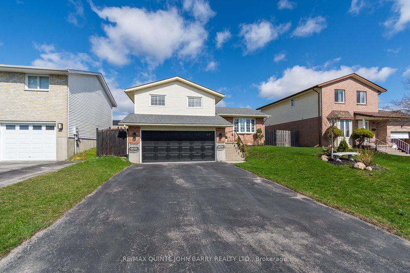 28 Fleming Rd, Quinte West, K8V 6P7 | Image 2