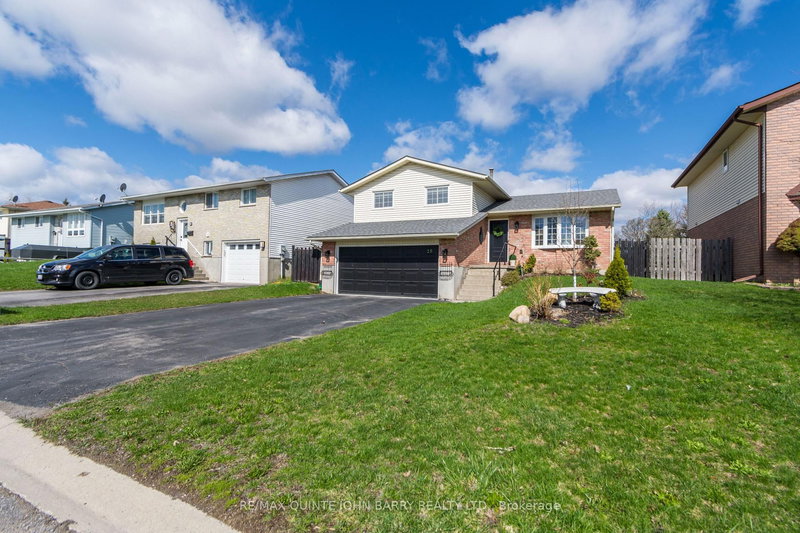28 Fleming Rd, Quinte West, K8V 6P7 | Image 3