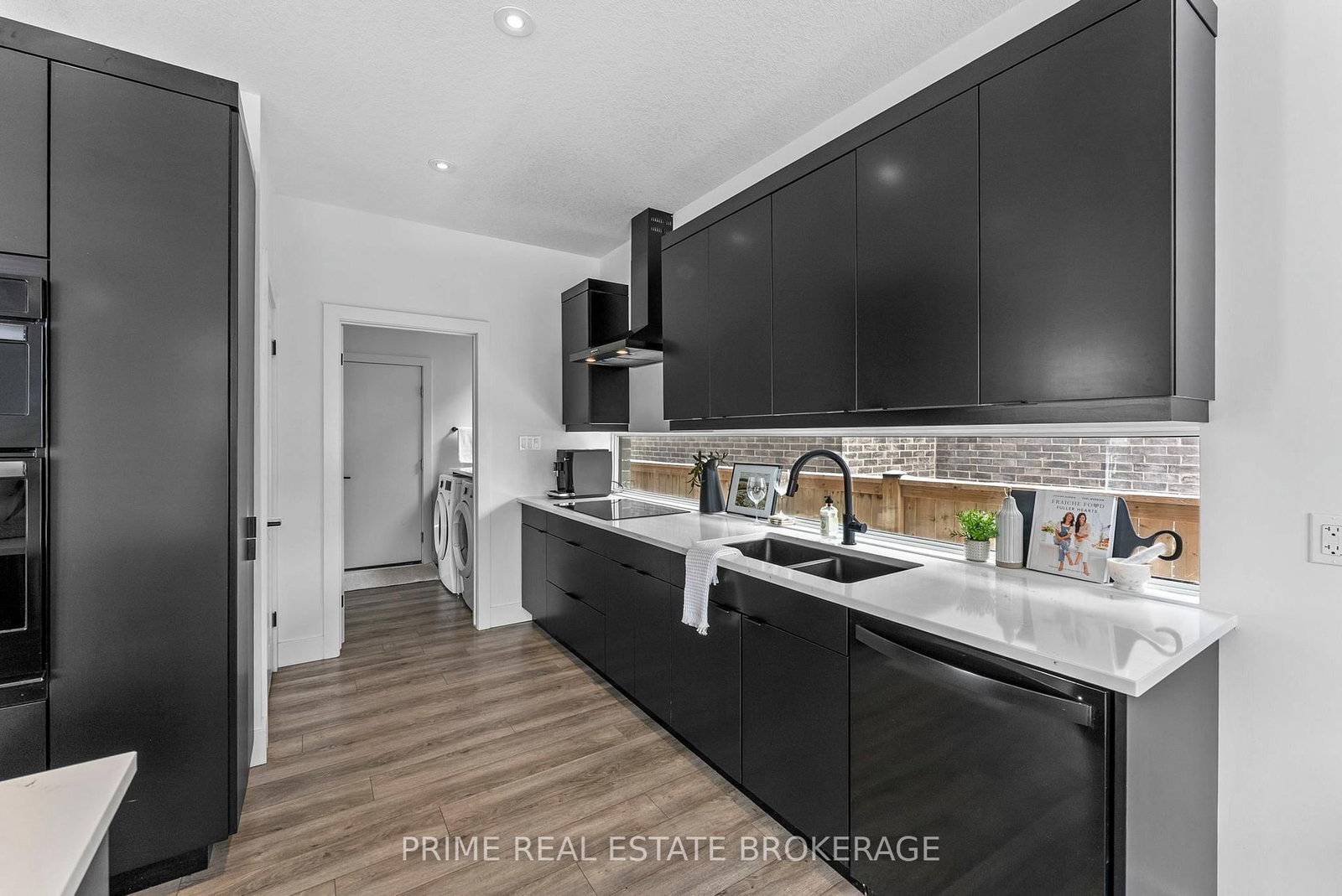 Detached House for sale at 1577 Applerock Avenue, London North, Ontario, N6G 0X5 - North S - MLS: X13025860