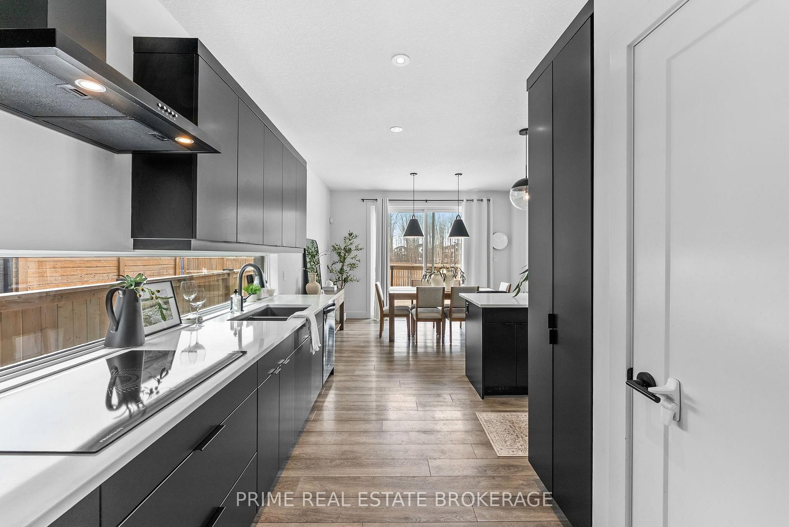 Detached House for sale at 1577 Applerock Avenue, London North, Ontario, N6G 0X5 - North S - MLS: X13025860