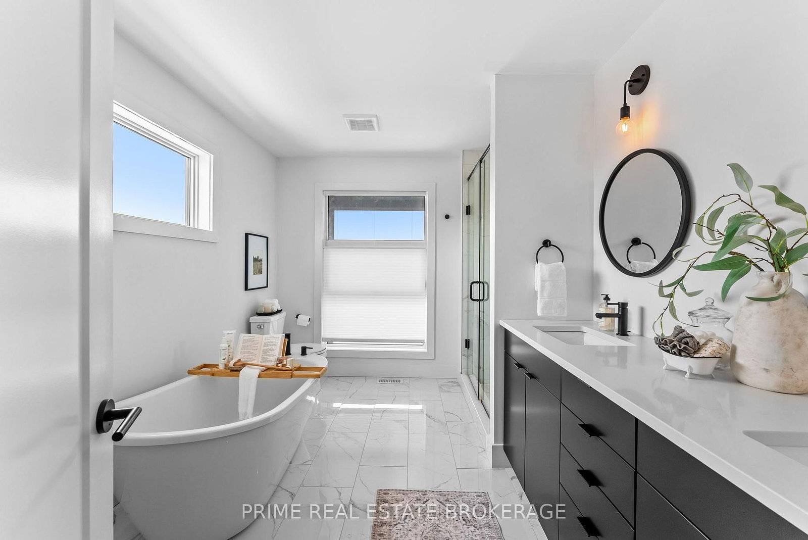 Detached House for sale at 1577 Applerock Avenue, London North, Ontario, N6G 0X5 - North S - MLS: X13025860