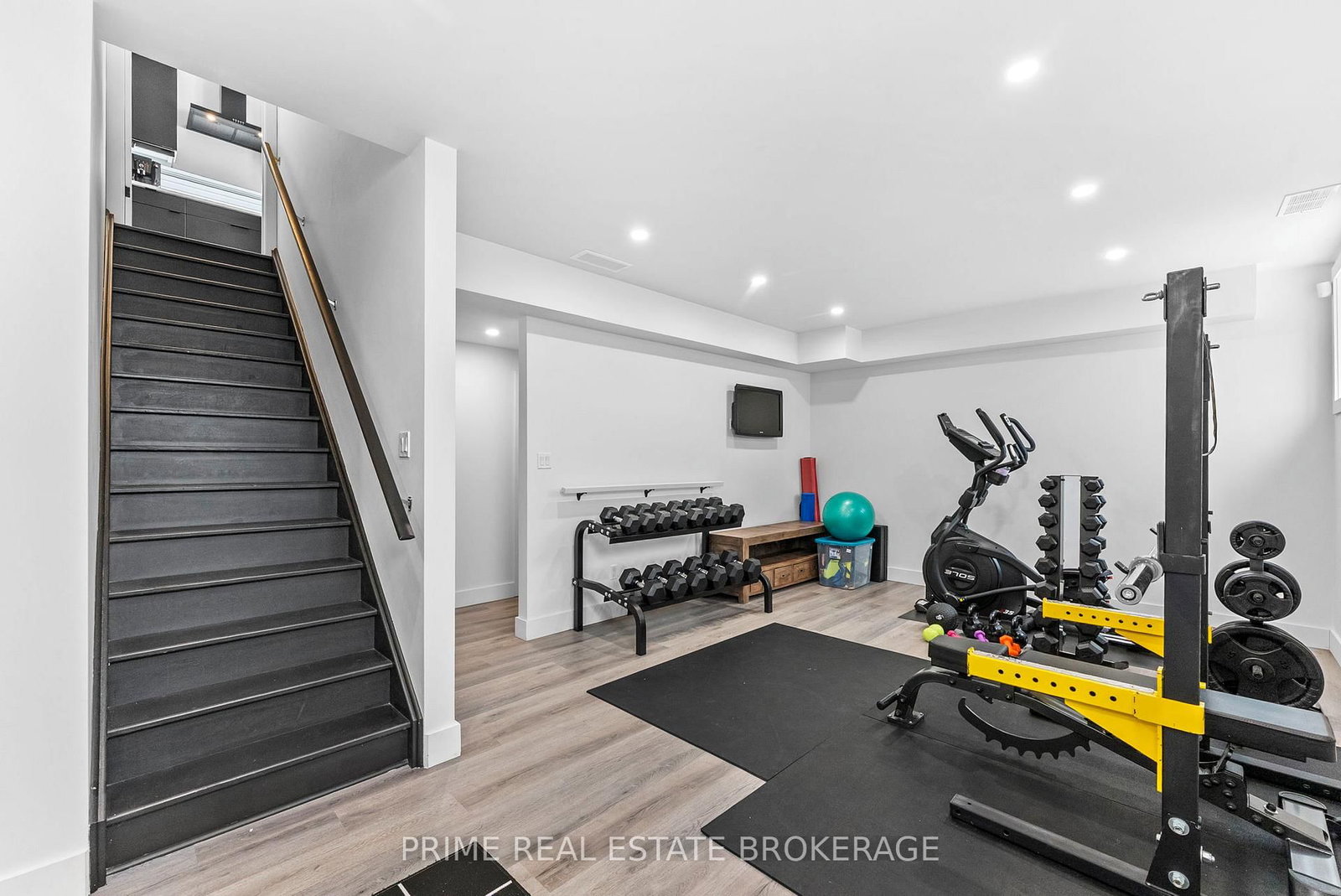 Detached House for sale at 1577 Applerock Avenue, London North, Ontario, N6G 0X5 - North S - MLS: X13025860