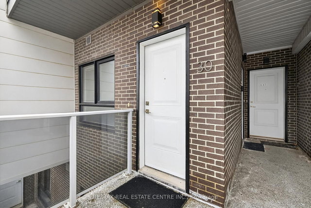 30 C - 1430 Highland Road W