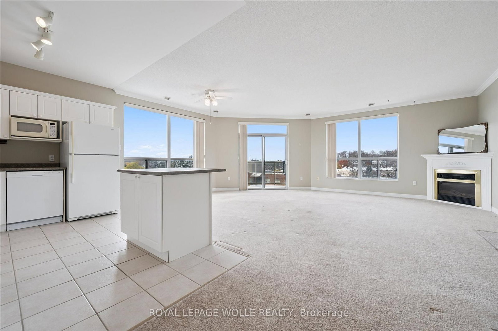 255 Keats Way, Unit 706 - Photo 8