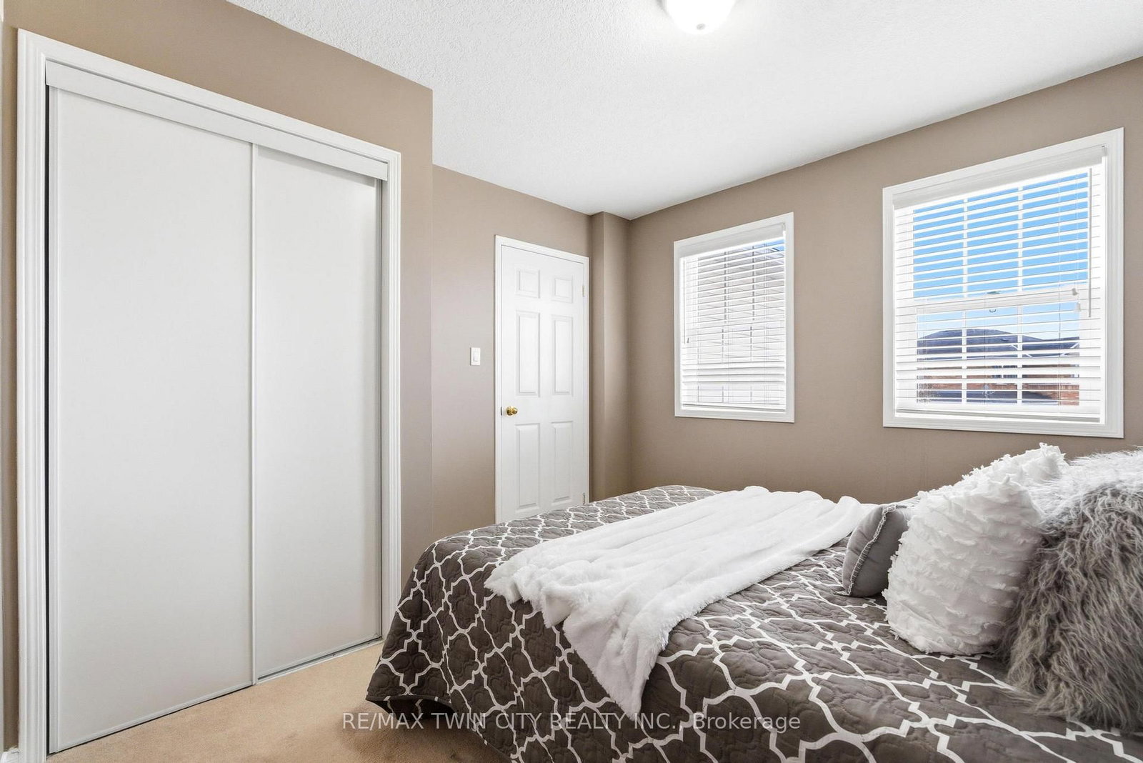 65 Bloomington Drive - Photo 28