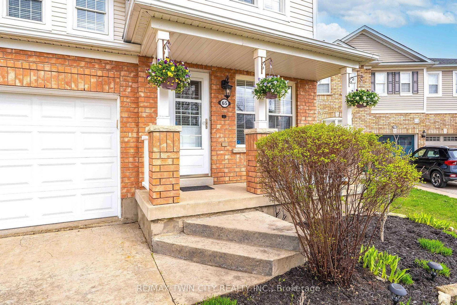 65 Bloomington Drive - Photo 3