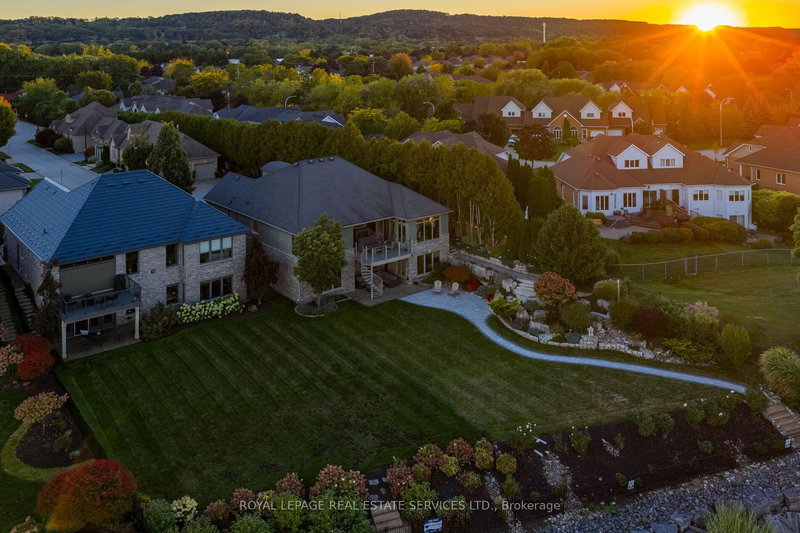 3 - 61 Lake St, Grimsby, L3M 2G6 | Image 2