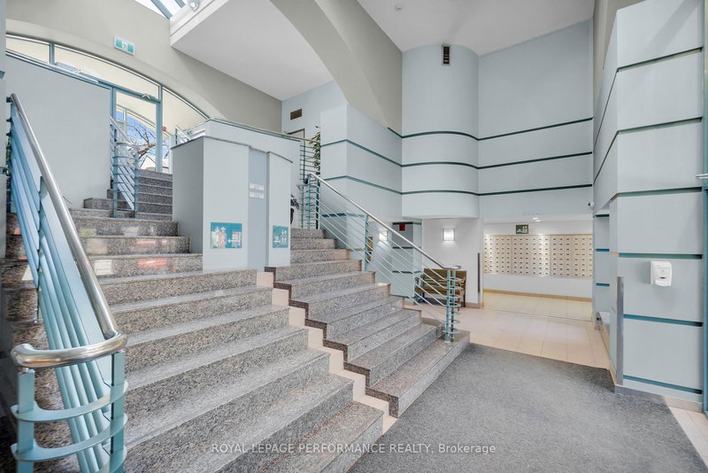 611 - 45 Holland Ave, Ottawa, K1Y 4S3 | Image 2
