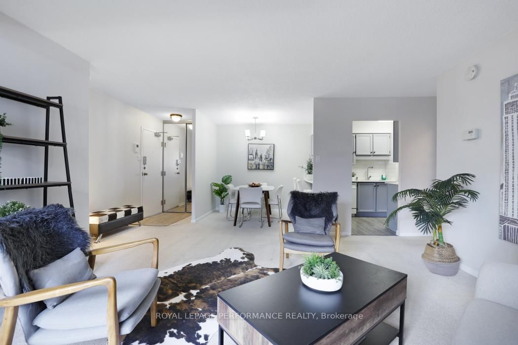 142 Waverley Street, Unit 2D - Photo 11