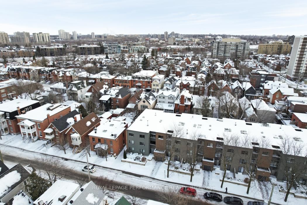 142 Waverley Street, Unit 2D - Photo 31