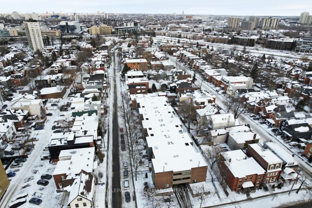 142 Waverley Street, Unit 2D - Photo 33