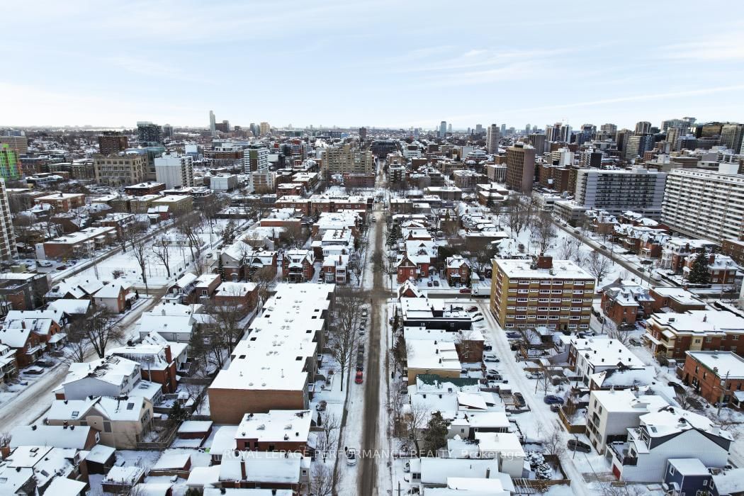 142 Waverley Street, Unit 2D - Photo 36