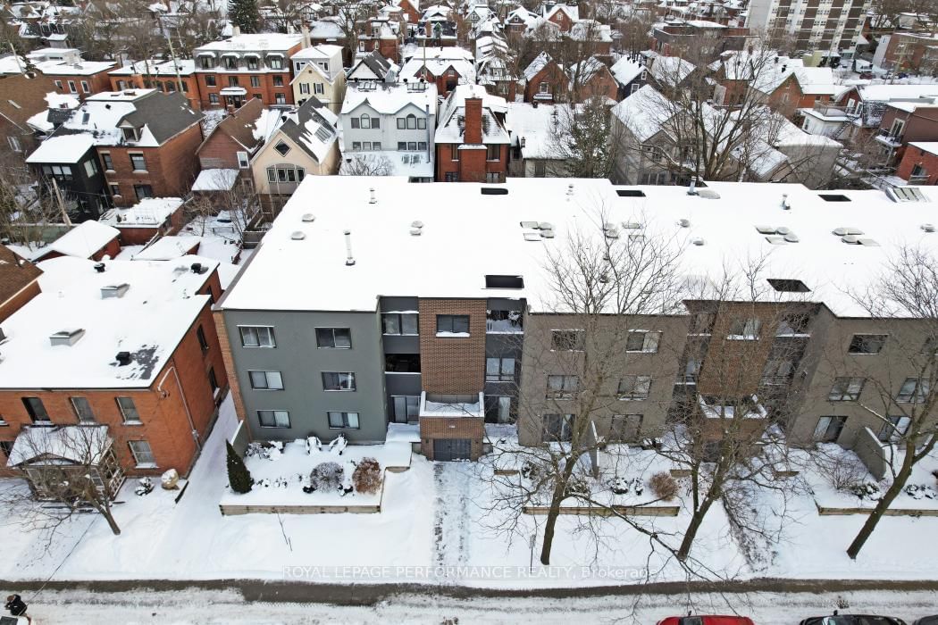 142 Waverley Street, Unit 2D - Photo 37