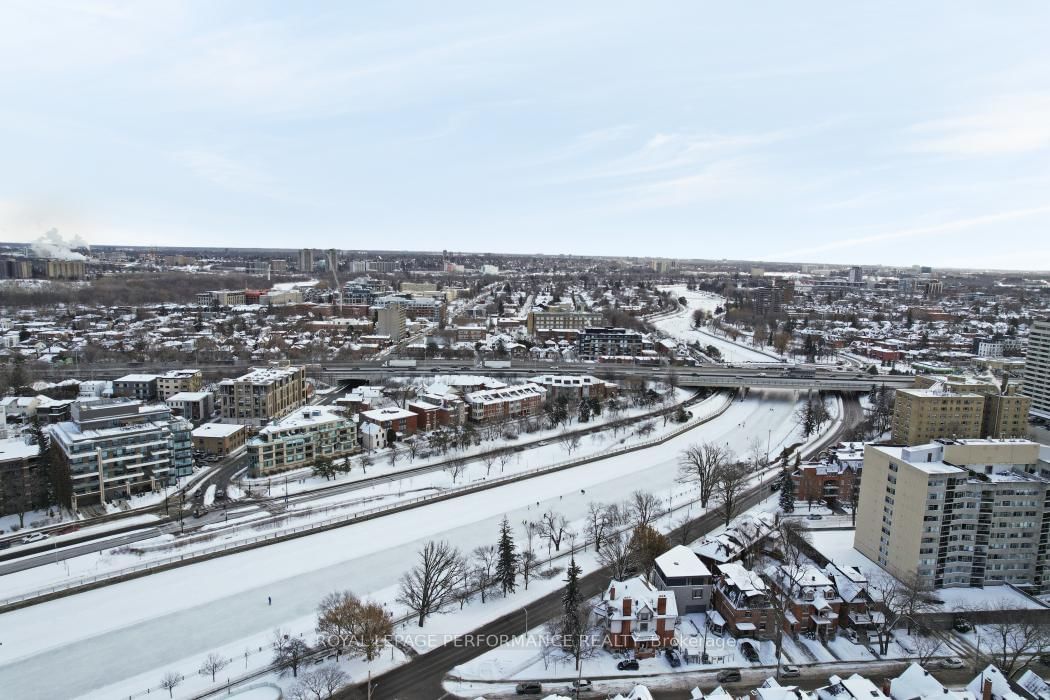 142 Waverley Street, Unit 2D - Photo 39