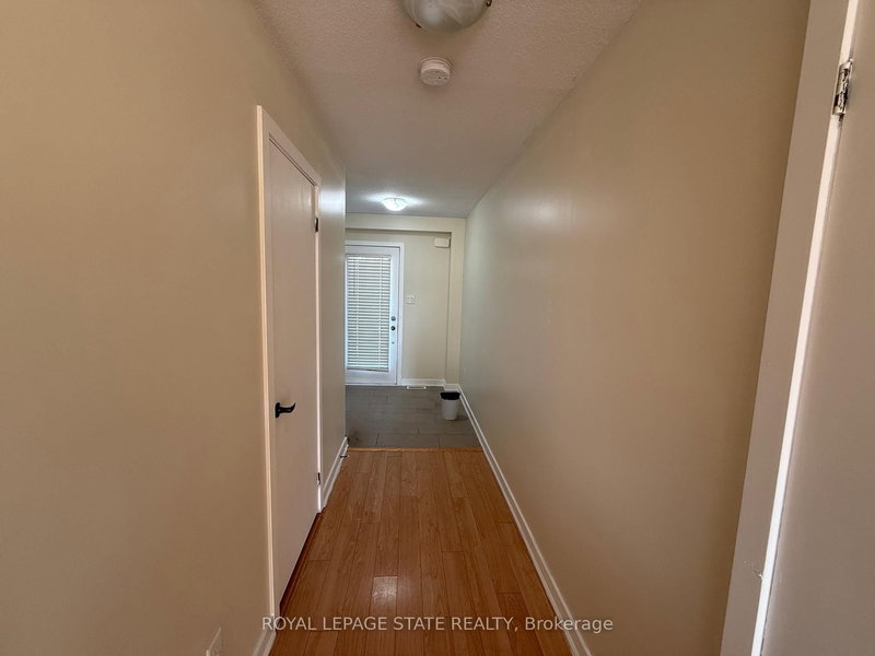 UPPER - 148 Crafter Cres, Hamilton, L8J 0H8 | Image 2