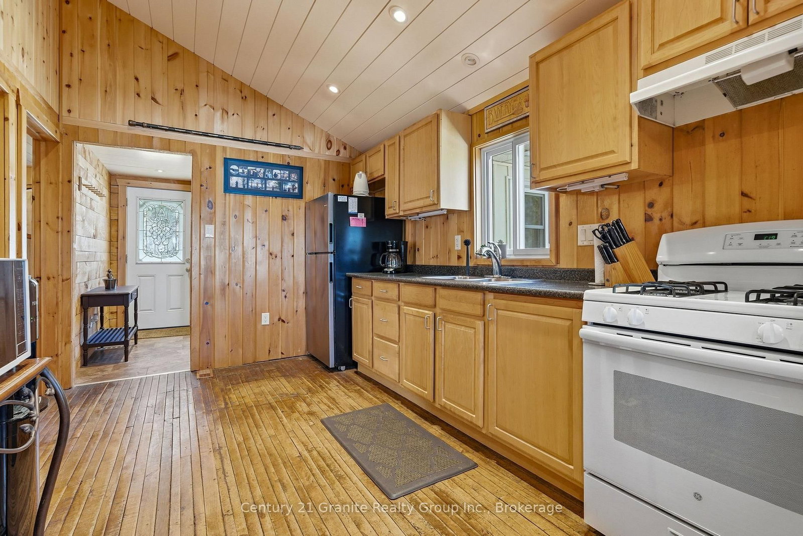 1035 Harvest Moon Lane • Algonquin Highlands, ON photo 11