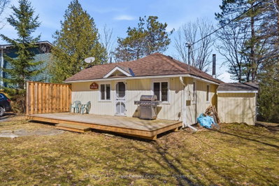 1035 Harvest Moon Lane • Algonquin Highlands, ON photo 3