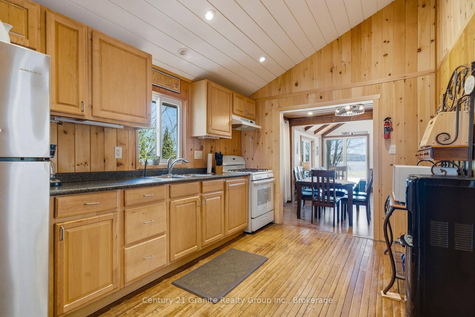 1035 Harvest Moon Lane • Algonquin Highlands, ON photo 9