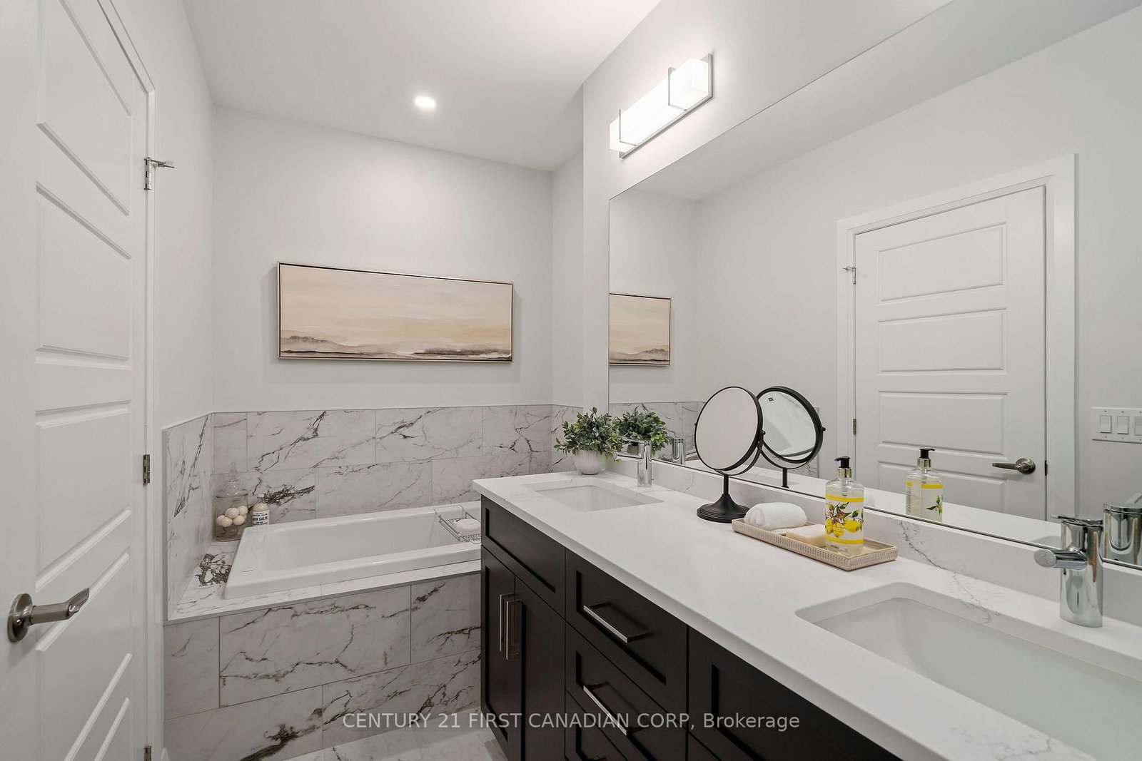 1560 Upper West Avenue, Unit 213 - Photo 11