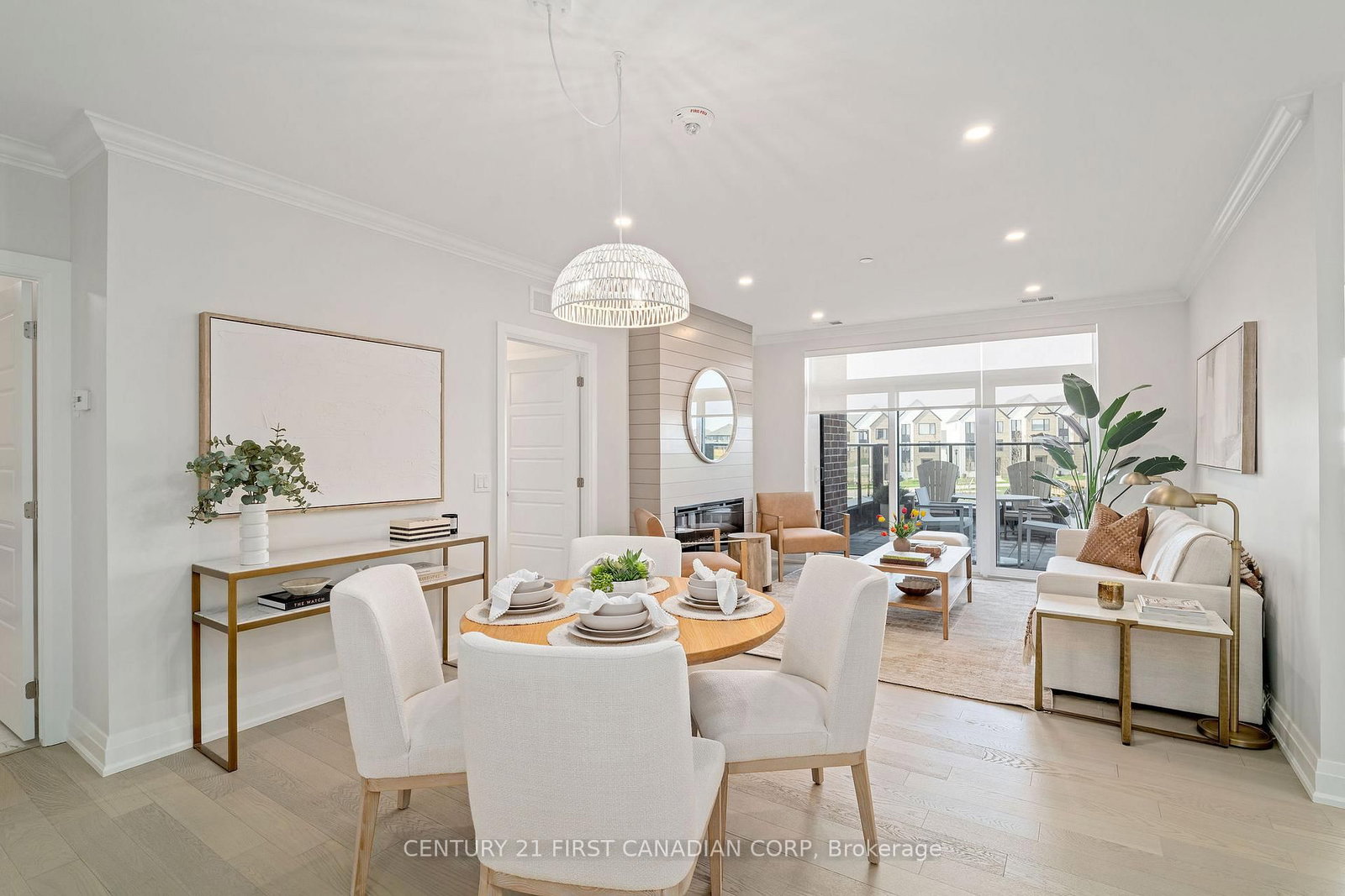 1560 Upper West Avenue, Unit 213 - Photo 4