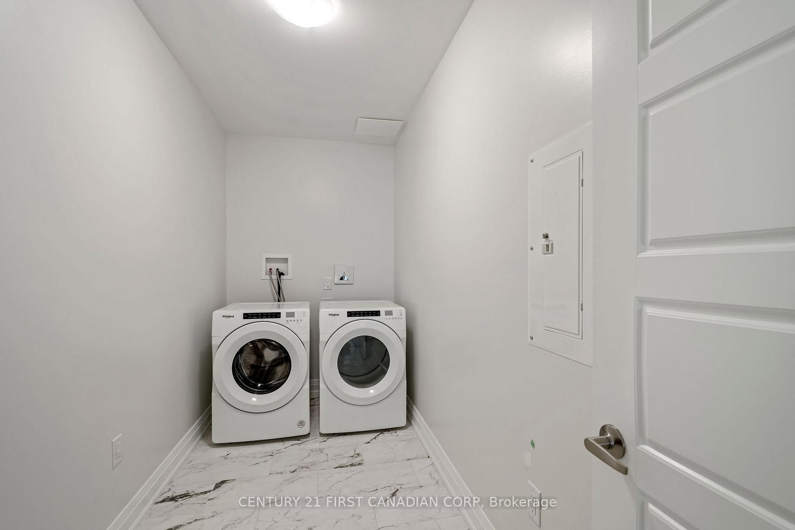 1560 Upper West Avenue, Unit 213 - Photo 6