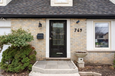 769 Scottsdale Drive • Guelph, ON photo 2