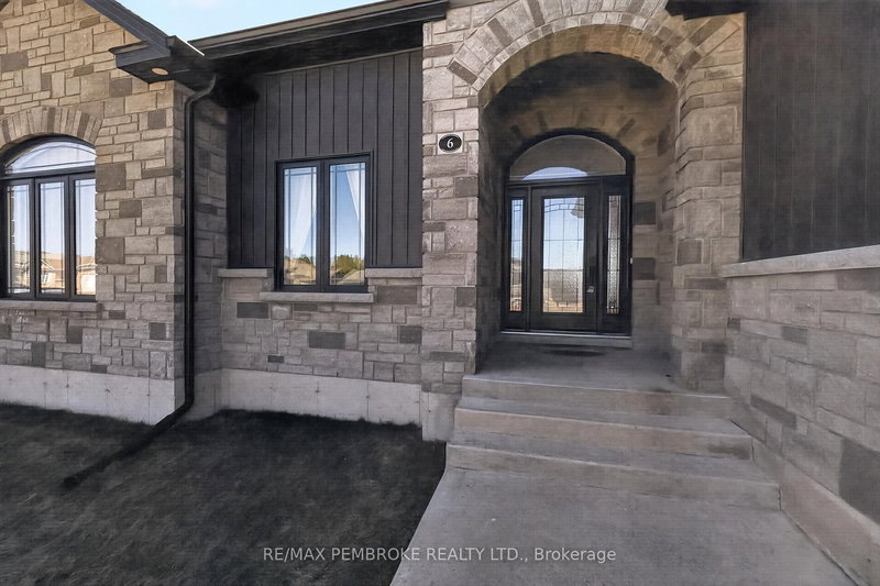 6 Nile St, Petawawa, K8H 0E7 | Image 3