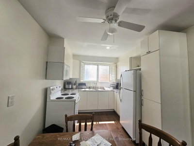 161 BERKINDALE Drive • #6 • Hamilton, ON photo 6