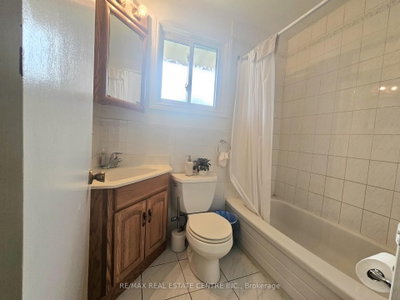 161 BERKINDALE Drive • #6 • Hamilton, ON photo 9