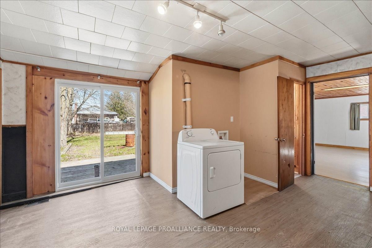 211 Colborne Street • Tweed, ON photo 17