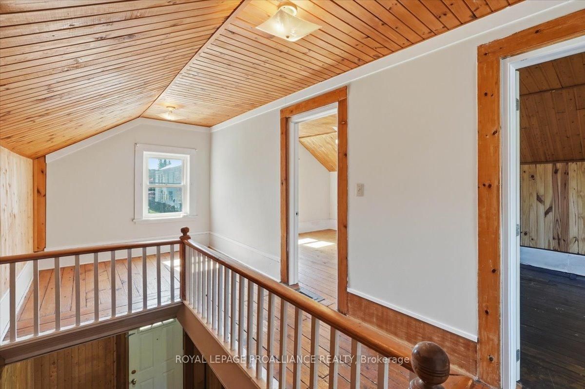 211 Colborne Street • Tweed, ON photo 24
