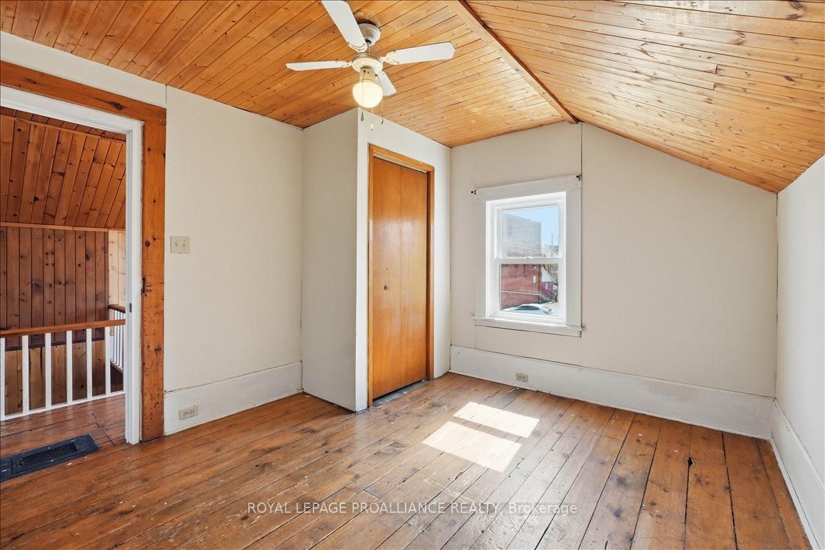211 Colborne Street • Tweed, ON photo 28