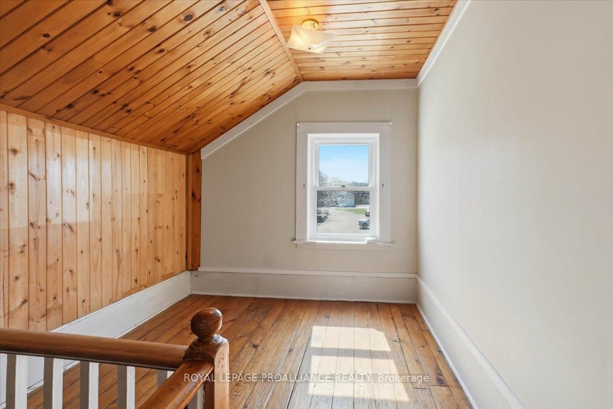 211 Colborne Street • Tweed, ON photo 30