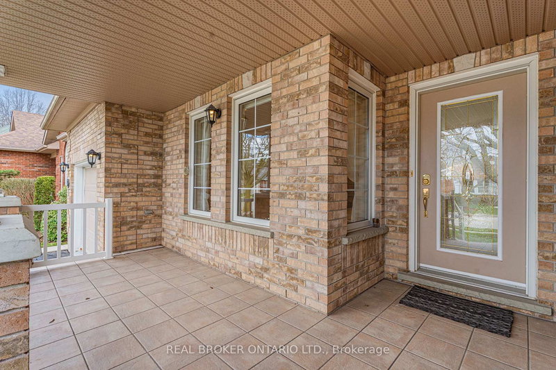 17 Parkside Dr, Guelph, N1G 4X7 | Image 3