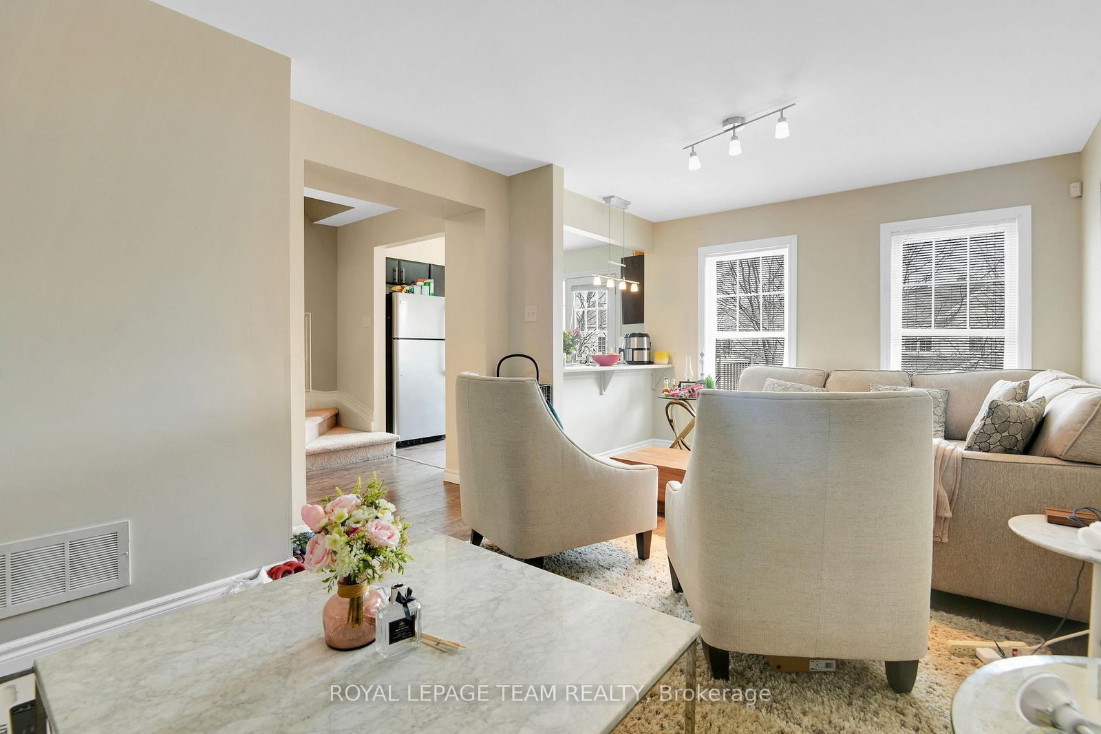 920 Messor Crescent - Photo 14