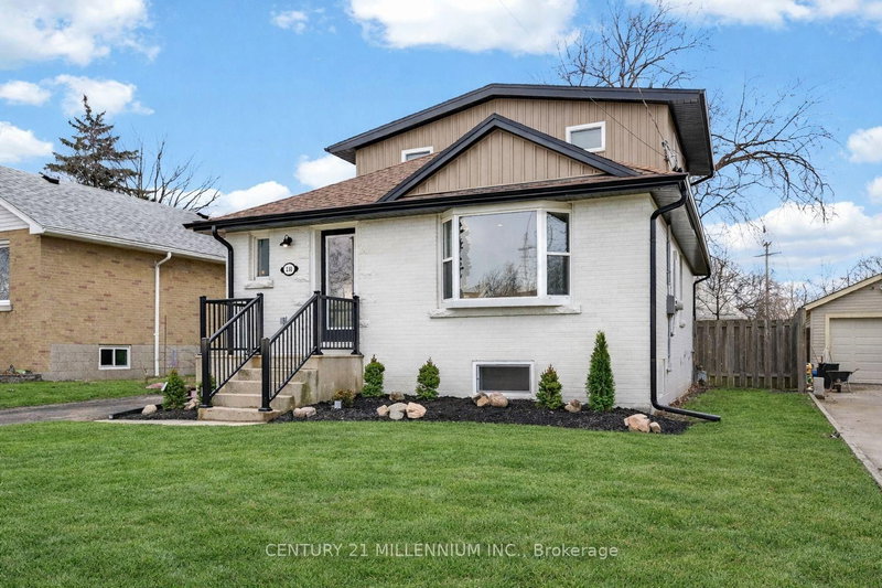 Upper - 330 East 15th St, Hamilton, L9A 4G5 | Image 2