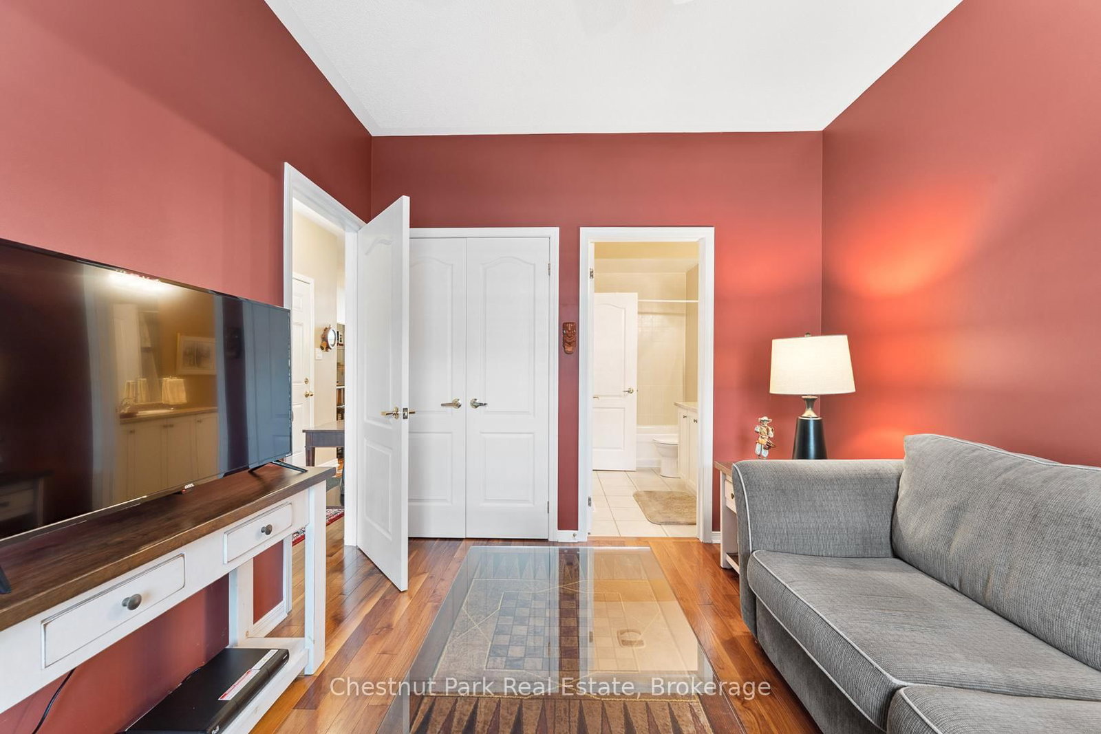 9 Stormont Court • Bracebridge, ON photo 23
