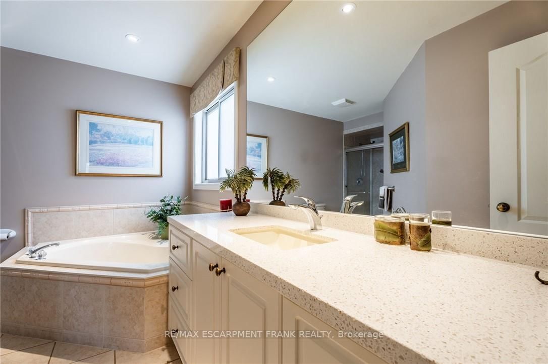 345 Southcote Road - Photo 28