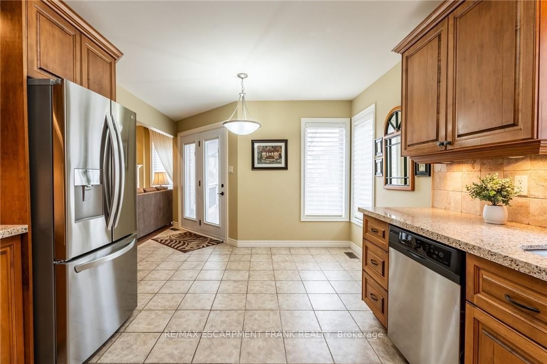 345 Southcote Road - Photo 35