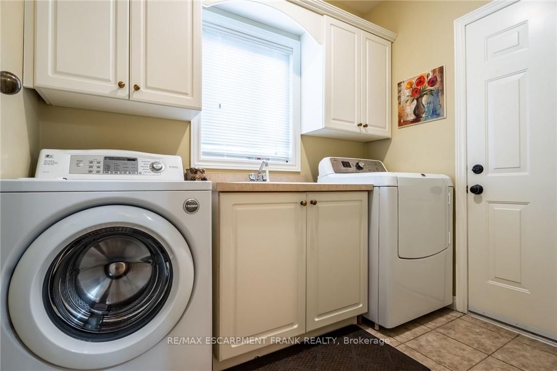 345 Southcote Road - Photo 39