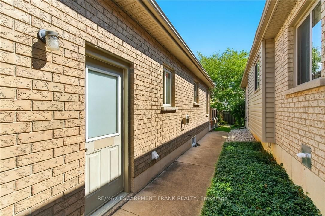 345 Southcote Road - Photo 40